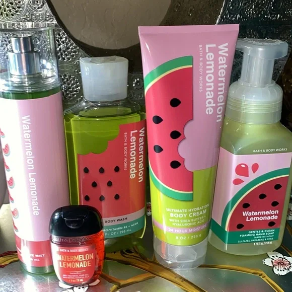 Bath And Bodyworks Watermelon  🍉 Lemonade 🍋 gift set combo - Picture 2 of 3